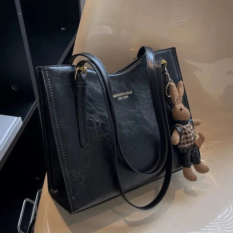 CELINA | TORBA CHARMBUN