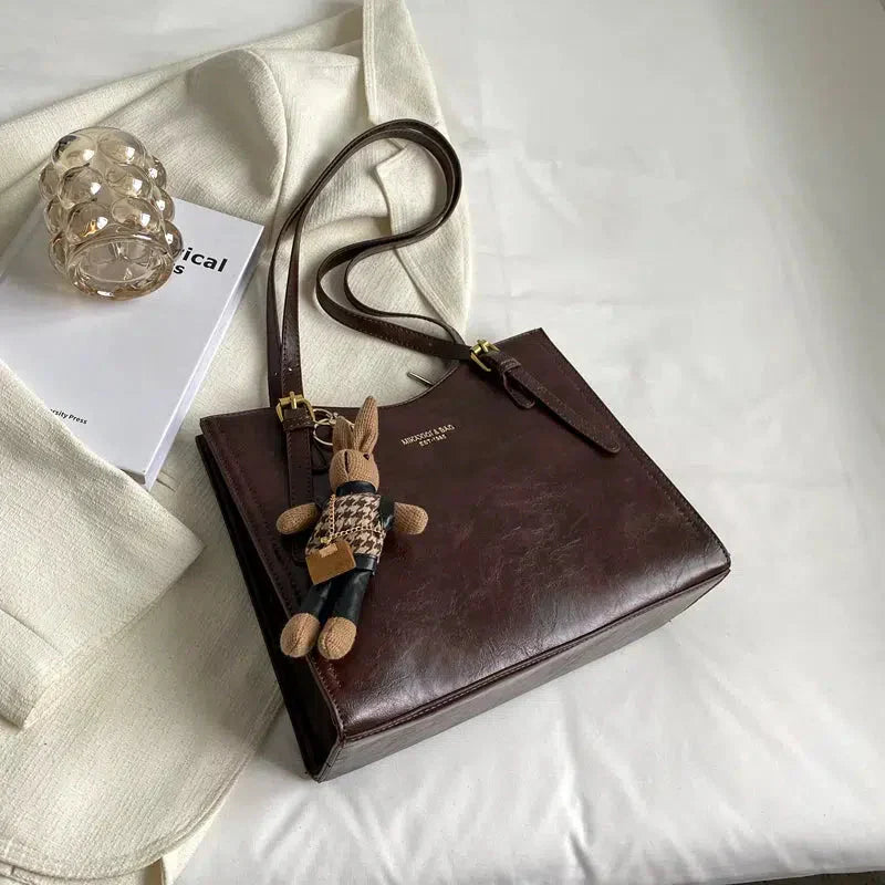 CELINA | TORBA CHARMBUN