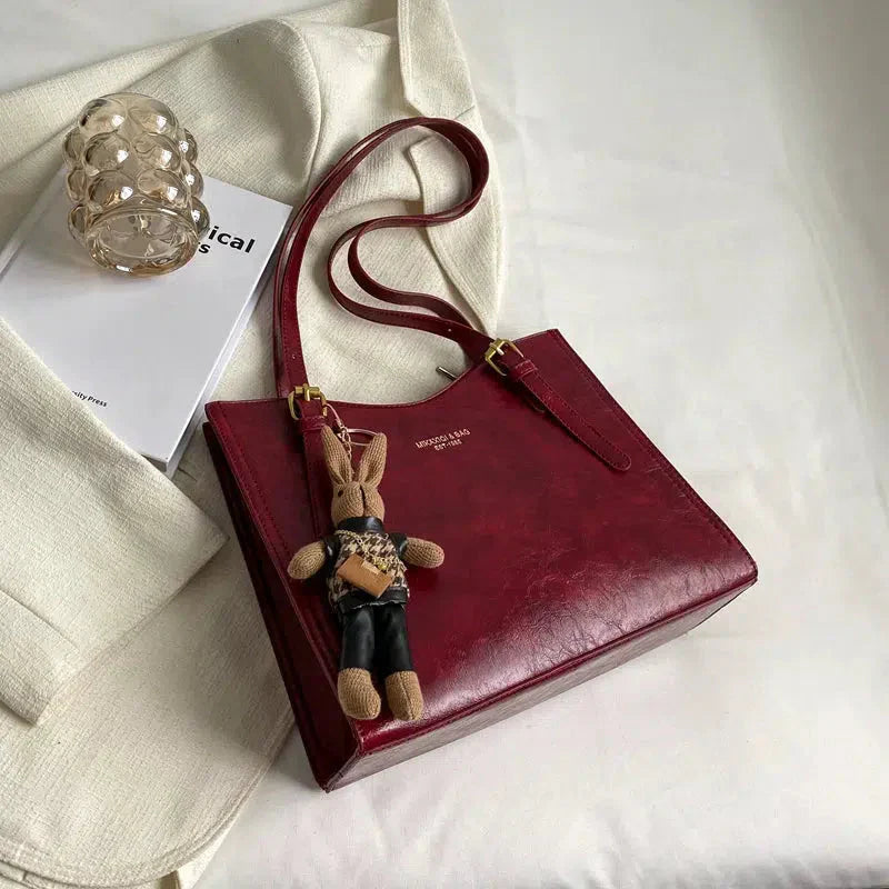 CELINA | TORBA CHARMBUN