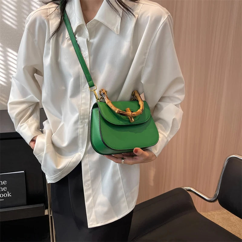 Aria™ - Sac à Main en Bambou Élégant