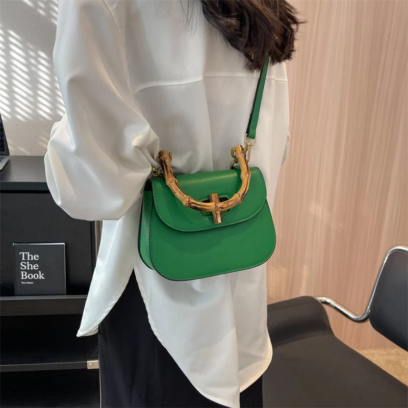 Aria™ - Sac à Main en Bambou Élégant